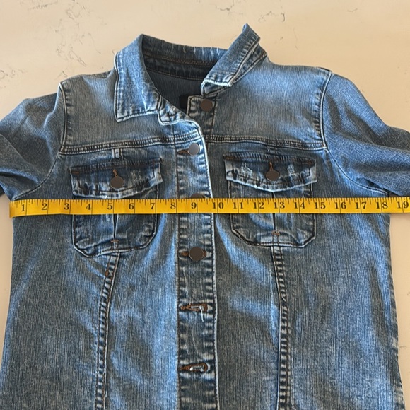 Kut from the Kloth Kara Denim Jacket - Medium Women’s - Picture 8 of 11